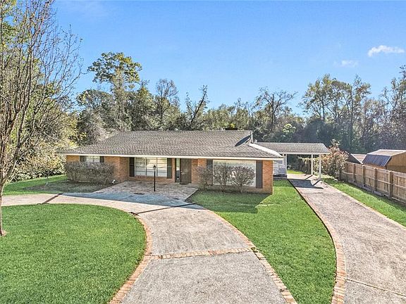 2nd image of 306 Peachtree Dr