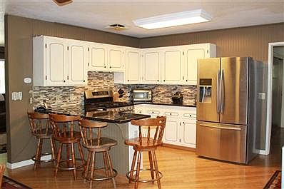 3rd image of 21637 Slope Ln