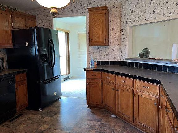4th image of 187 Apple Blossom Drive