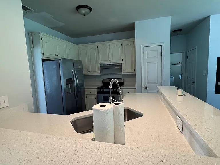 526 Matthew Dr — Photo 15