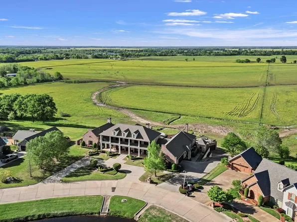 3505 Jack Cullen Dr, Texarkana, AR 71854