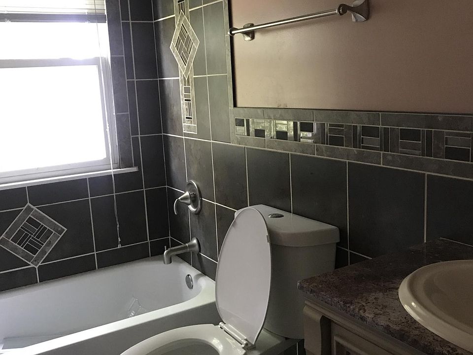 1st image of 149 Santa Clara Ave APT 3