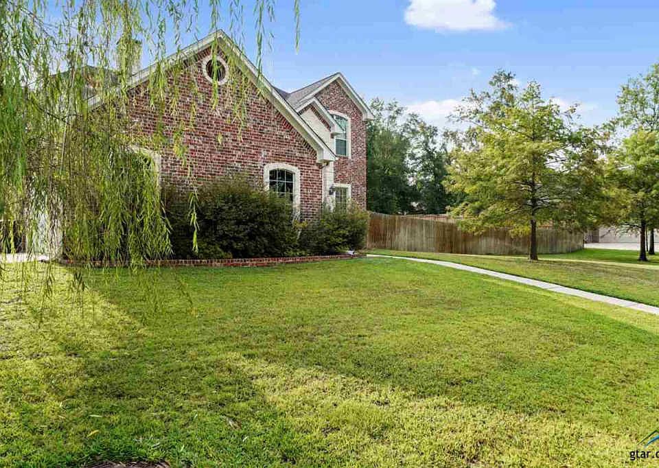 1st image of 1000 Stonebrook Dr