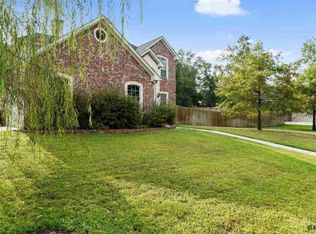 1000 Stonebrook Dr, Chandler, TX 75758