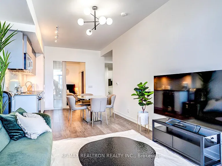 270 Dufferin St #Penthouse 17 — Photo 14