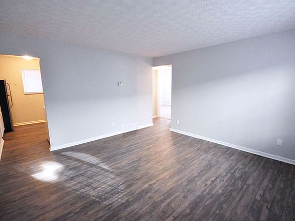 5th image of 1332 Courtland Ave APT B