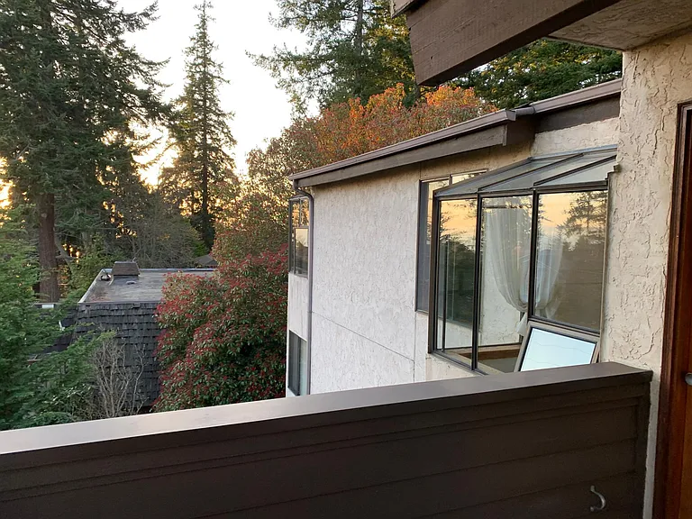NW 195th St — Photo 20