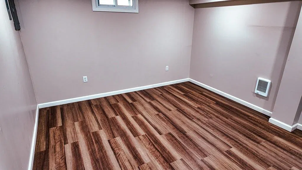 2 bed, $2,300 — Photo 4