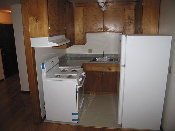 3rd image of 1410 Guerrero St