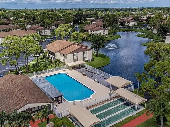 402 Pine Glen Ln APT C-1, Greenacres, FL 33463