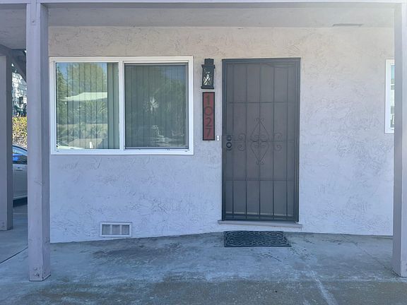 5th image of 1027 Hayes Ave