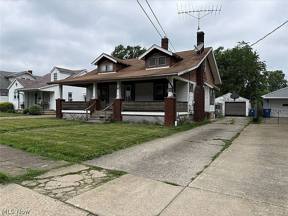2nd image of 143 Wilson St