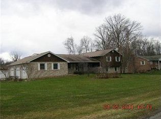 3323 Hummingbird Ln, Sharpsville, PA