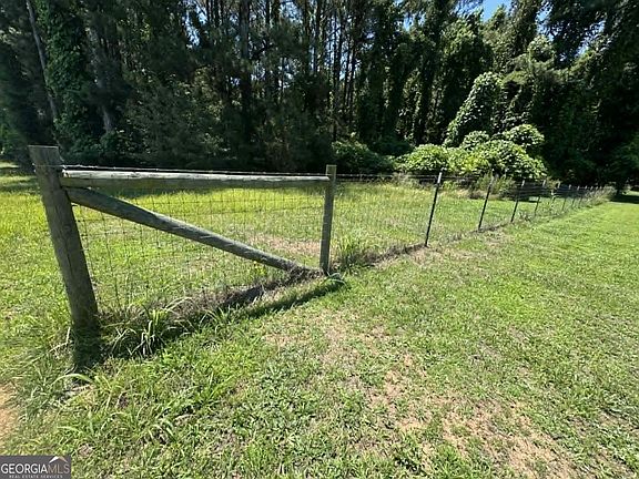 4th image of 776 Childers Rd