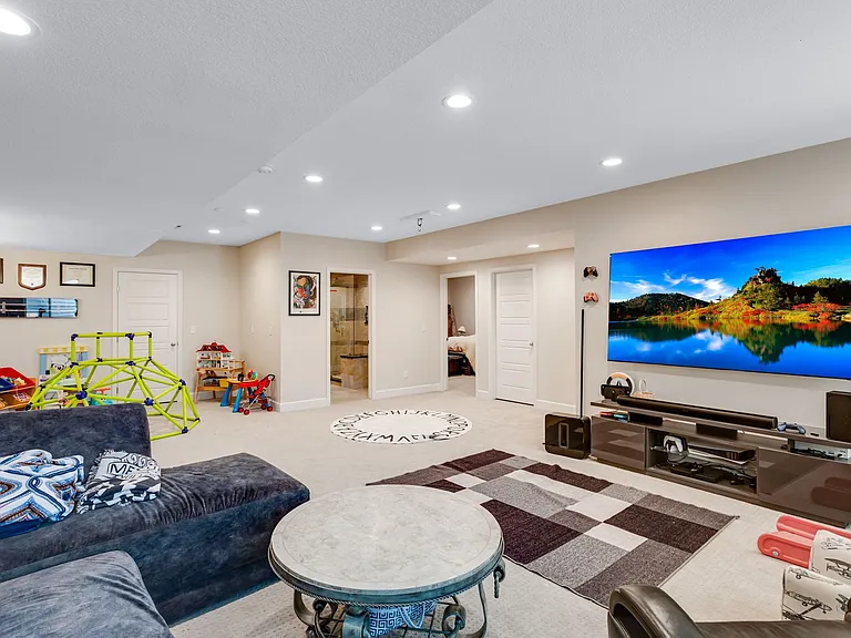 2068 Cutting Horse Dr — Photo 15