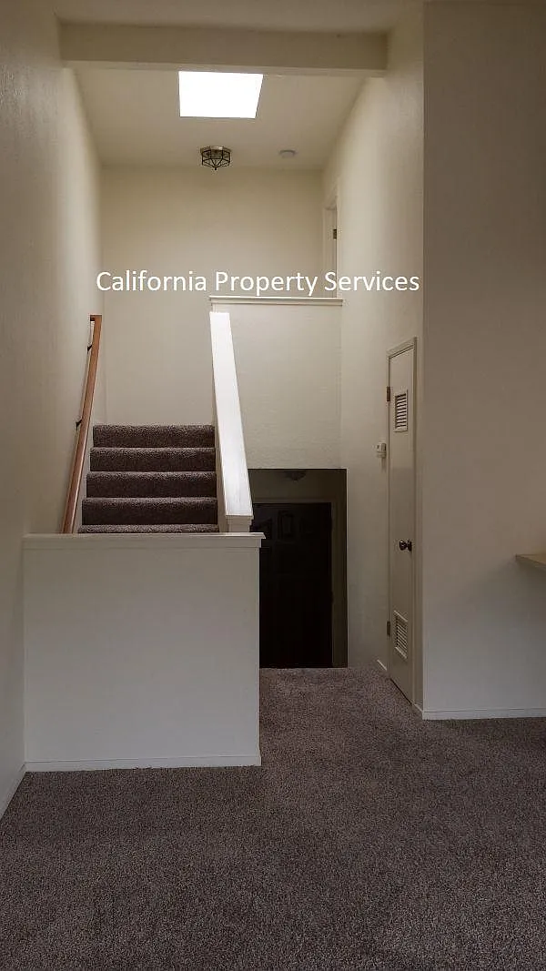 2 bed, $2,900 — Photo 4