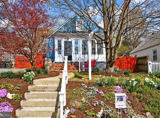 2017 S Randolph St, Arlington, VA 22204