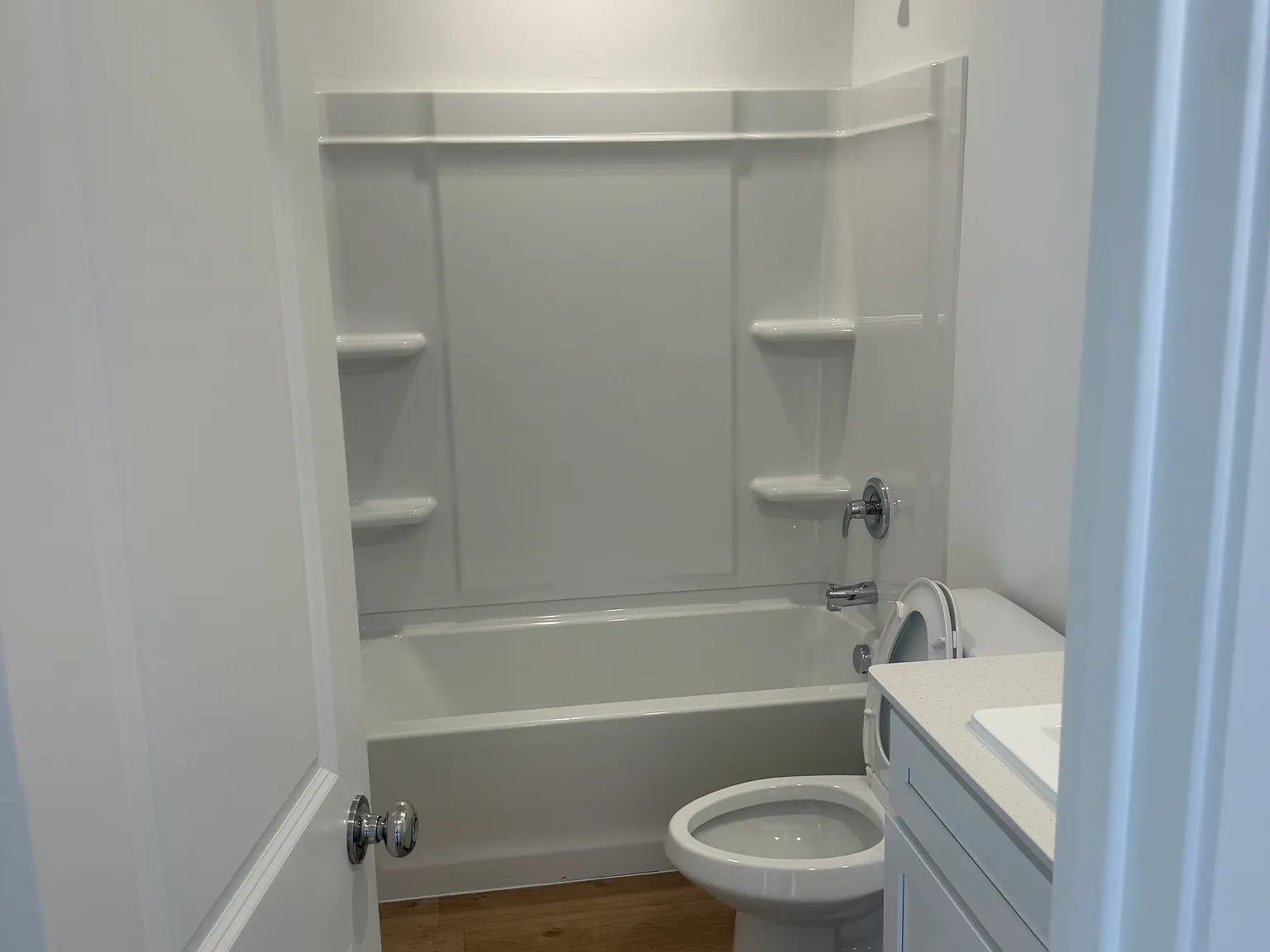 3 bed, 1266 sqft, $1,875 — Photo 3