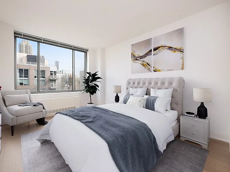 222 E 34th St #2425 — Photo 7