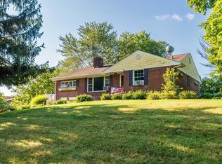 15 Deller Rd, Lloyd, NY 12528