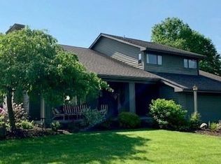 222 Seton Dr, New Castle, PA