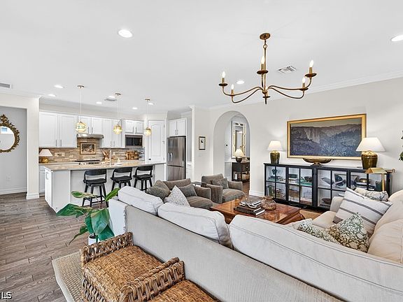 4th image of 10825 Dennington Rd