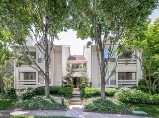 4555 Interlachen Ct APT I, Alexandria, VA 22312