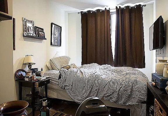 3rd image of 141 Troutman St APT 2R