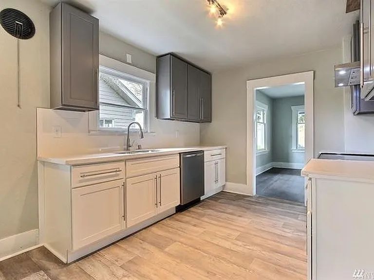 4024 S G St — Photo 11