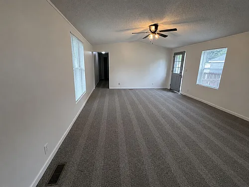 Floor plan 386