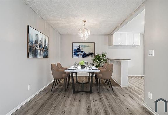 3rd image of 4505 Santa Rosalia Dr #11