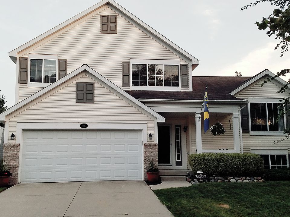 1st image of 15140 Briarwood St
