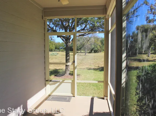 114 Essex Ln, Georgetown, TX 78633