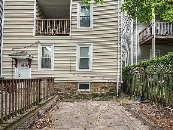 landlord_unit_photo_2