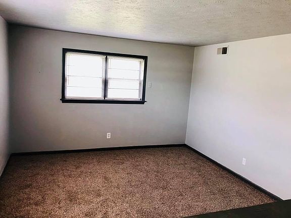 3rd image of 4750 Lafayette Ave #1