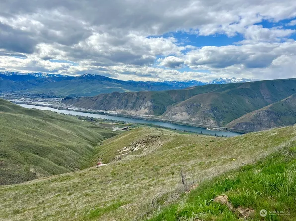0 Blue Grade Road, East Wenatchee, WA 98802