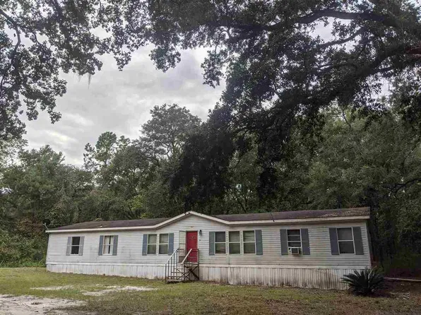 102 Lauderdale Ln, Crawfordville, FL 32327