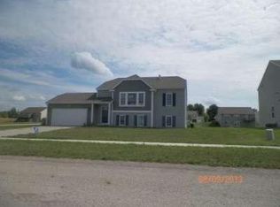 1660 S Park Dr SE, Caledonia, MI 49316