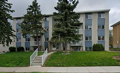 16 Austin Dr Photo 1