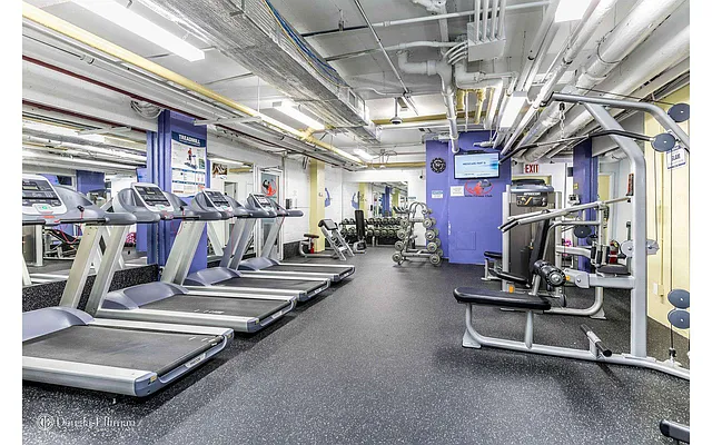 Sold by Douglas Elliman | media 32