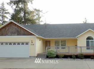 719 Wakina Loop, Ocean Shores, WA