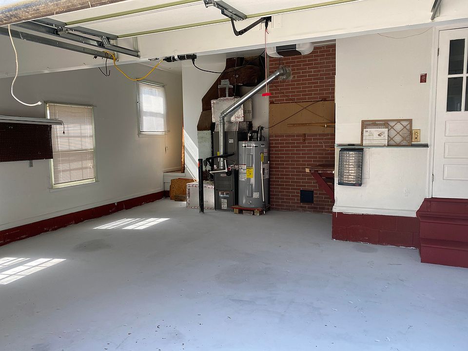 2nd image of 1132 Janaf Pl