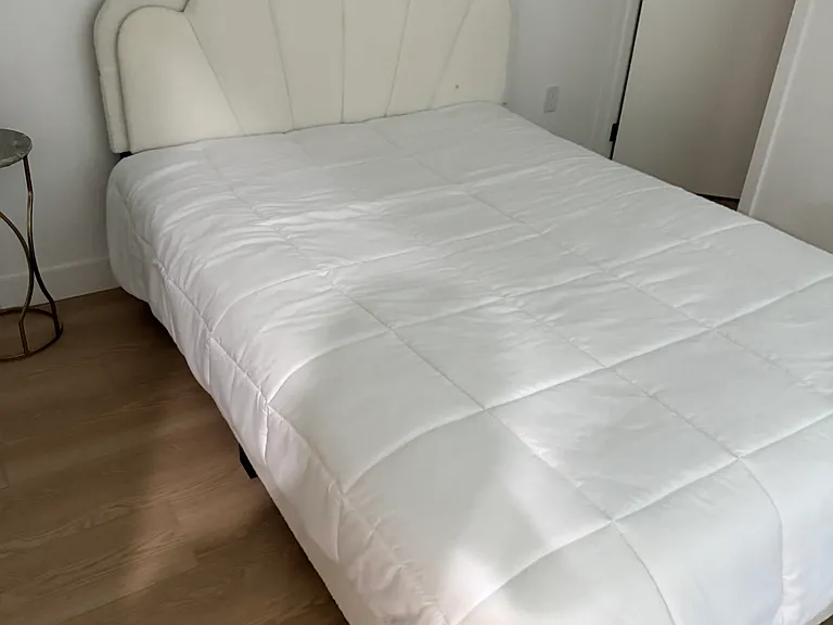 Two regular size bedrooms