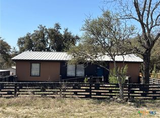 442 Buckhorn Dr, Canyon Lake, TX 78133