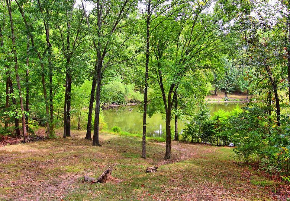 1st image of 2732 Tanglewood Dr