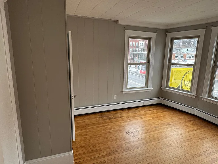 135 Lafayette Sq — Photo 22