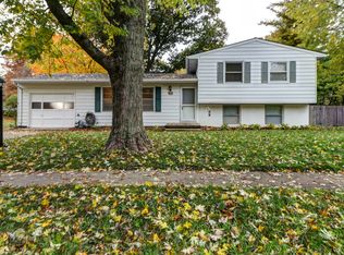 1727 Crescent Dr, Champaign, IL 61821