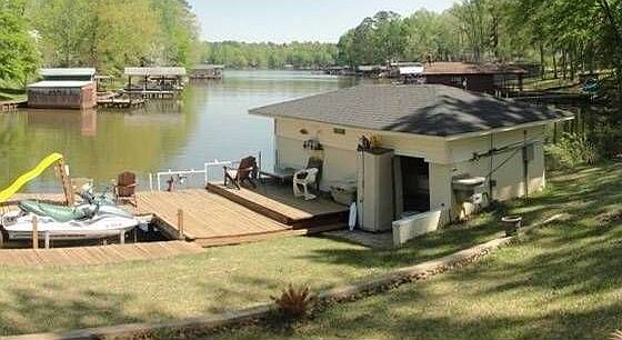 1st image of 282 Shelton Dr