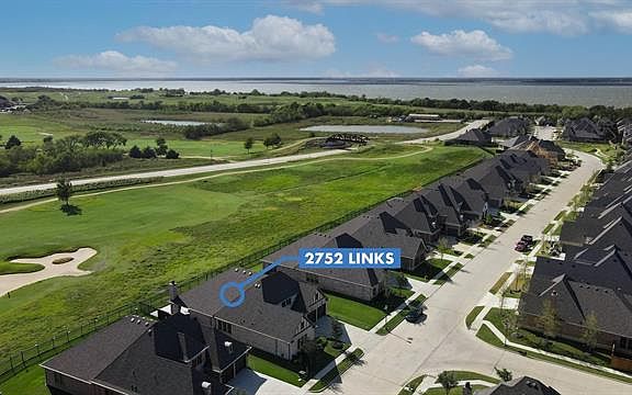 2nd image of 2752 Links