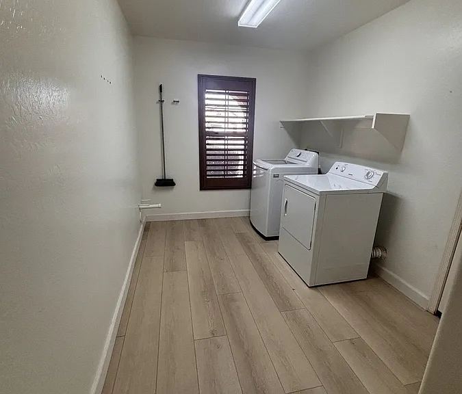3570 E Kesler Ln — Photo 13